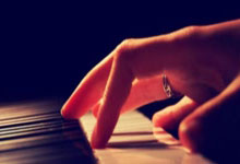 中国女子足球队再获胜利，国人为之振奋